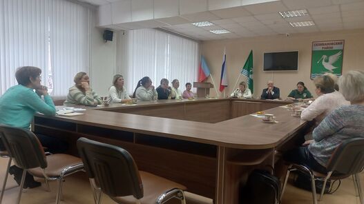 Внимание и поддержка: в администрации района прошла встреча с семьями участников СВО