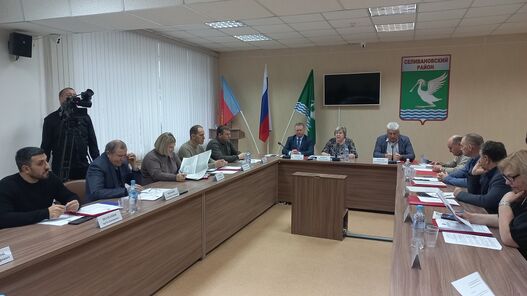 От наград аграриям до бюджетных поправок: как прошло заседание депутатов