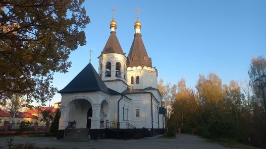 Духовное торжество в Красной Горбатке:  престольный праздник в храме преподобных Сергия и Никона Радонежских