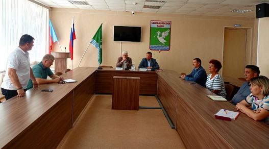 Министр Юрий Самодуров ответил на вопросы жителей округа